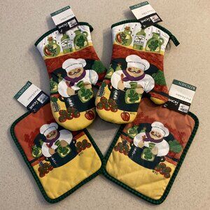 Oven Mitts and Pot Holders NWT